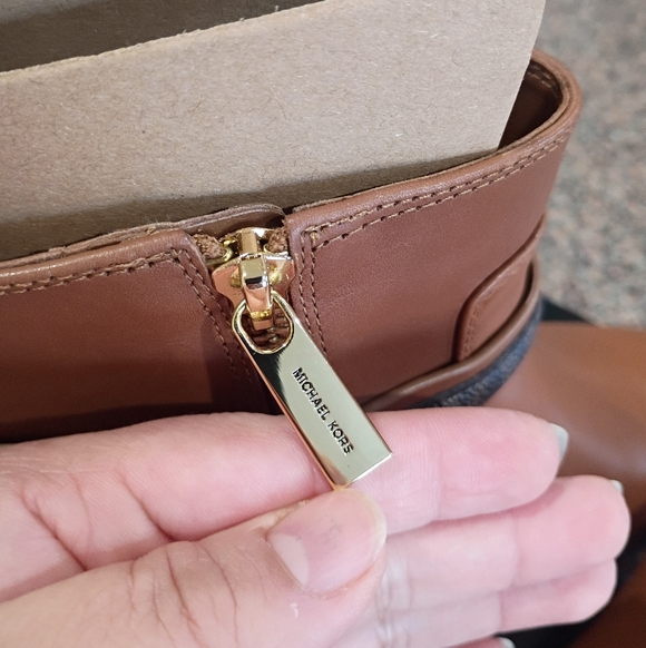 NWOT Michael Kors Mindy Leather and Signature Logo Trim Boot NIB - Picture 9 of 13